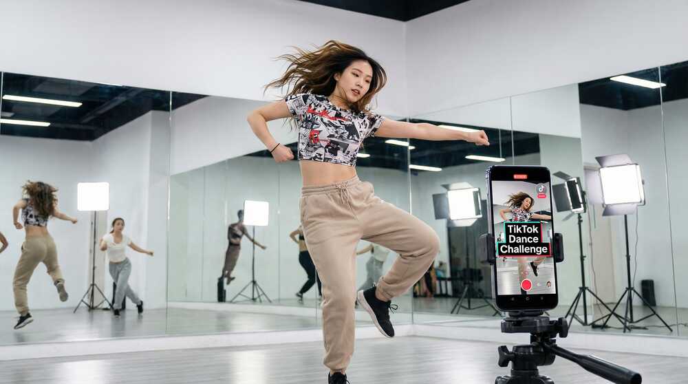 17c一起草舞蹈视频